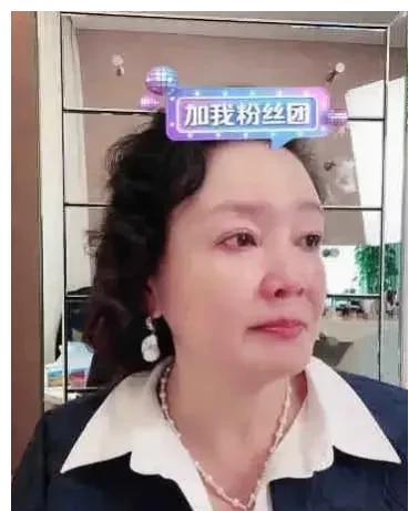 娱乐圈吃瓜模板制作,揭秘明星们的幕后恩怨与情感纠葛