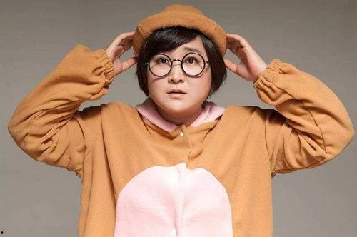 专门讲娱乐圈吃瓜的女博主,揭秘女博主吃瓜日常